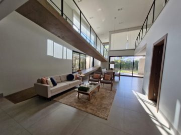 Casa em Condomino Zona Sul