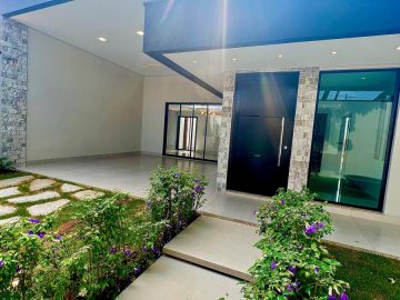 Casa Alto Padrão - Venda - Santa Mônica - Uberlândia - MG