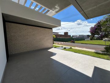 Casa em Condomínio - Venda - Jardim Botânico - Uberlândia - MG
